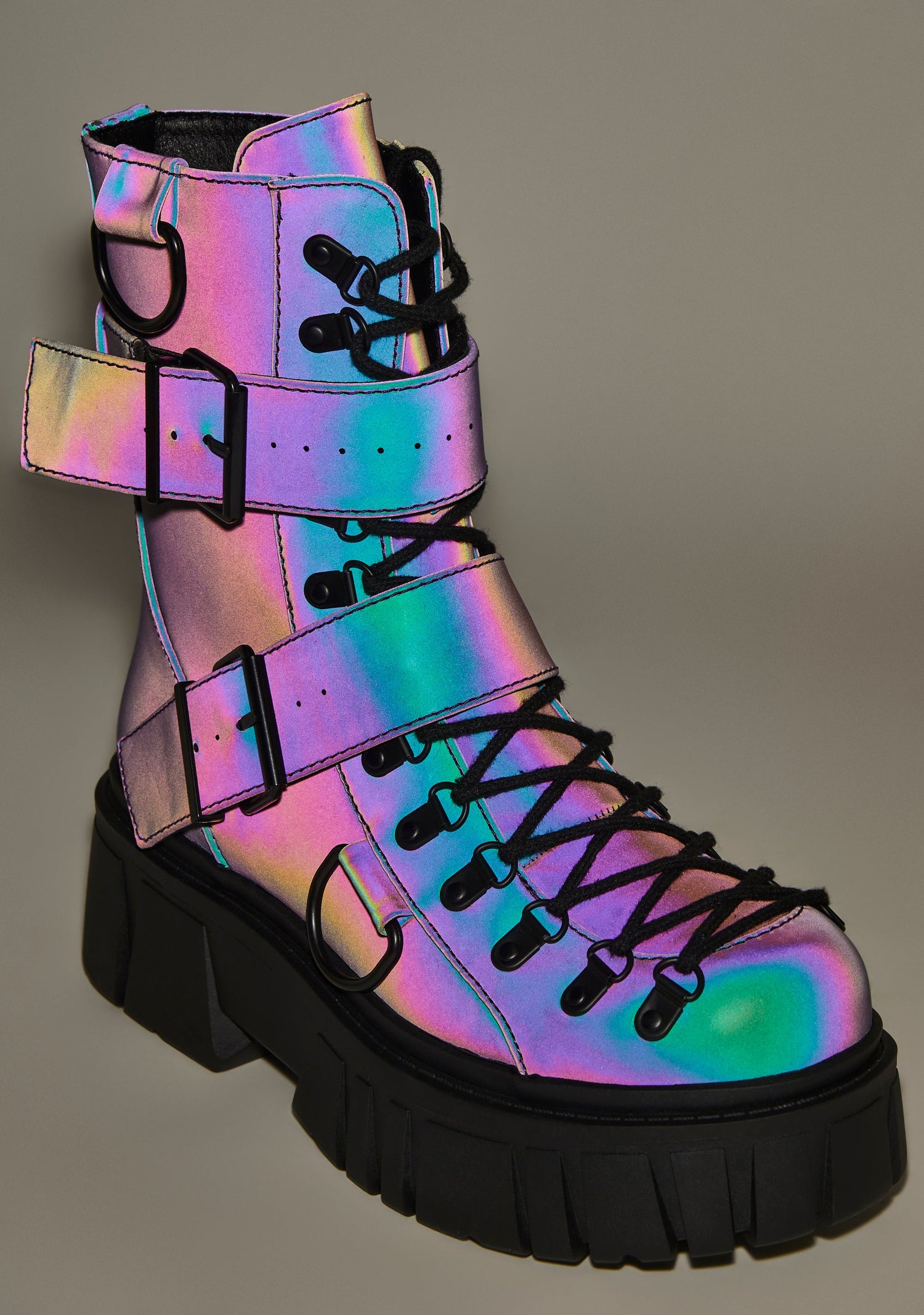 Low Traitor Boots - Reflective