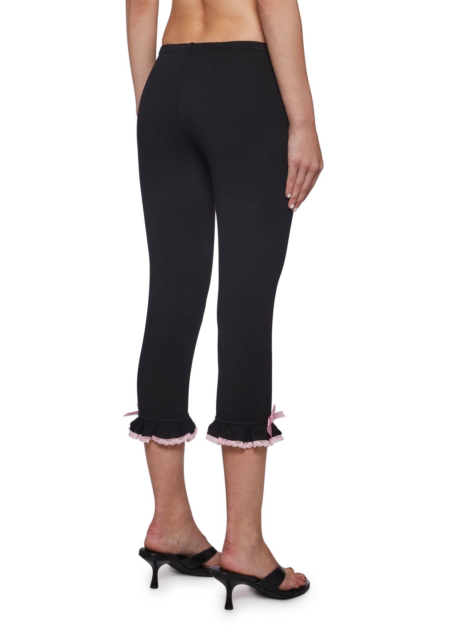 Daring Love Solid Capri Pants - Black