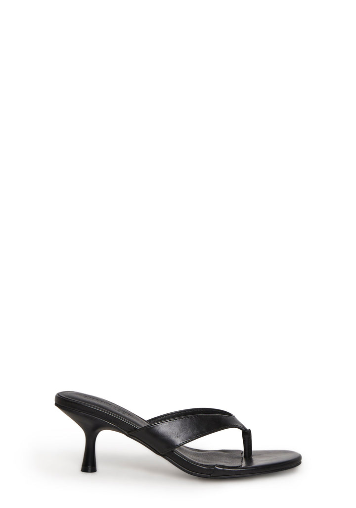 Lexi Thong Sandal - Black