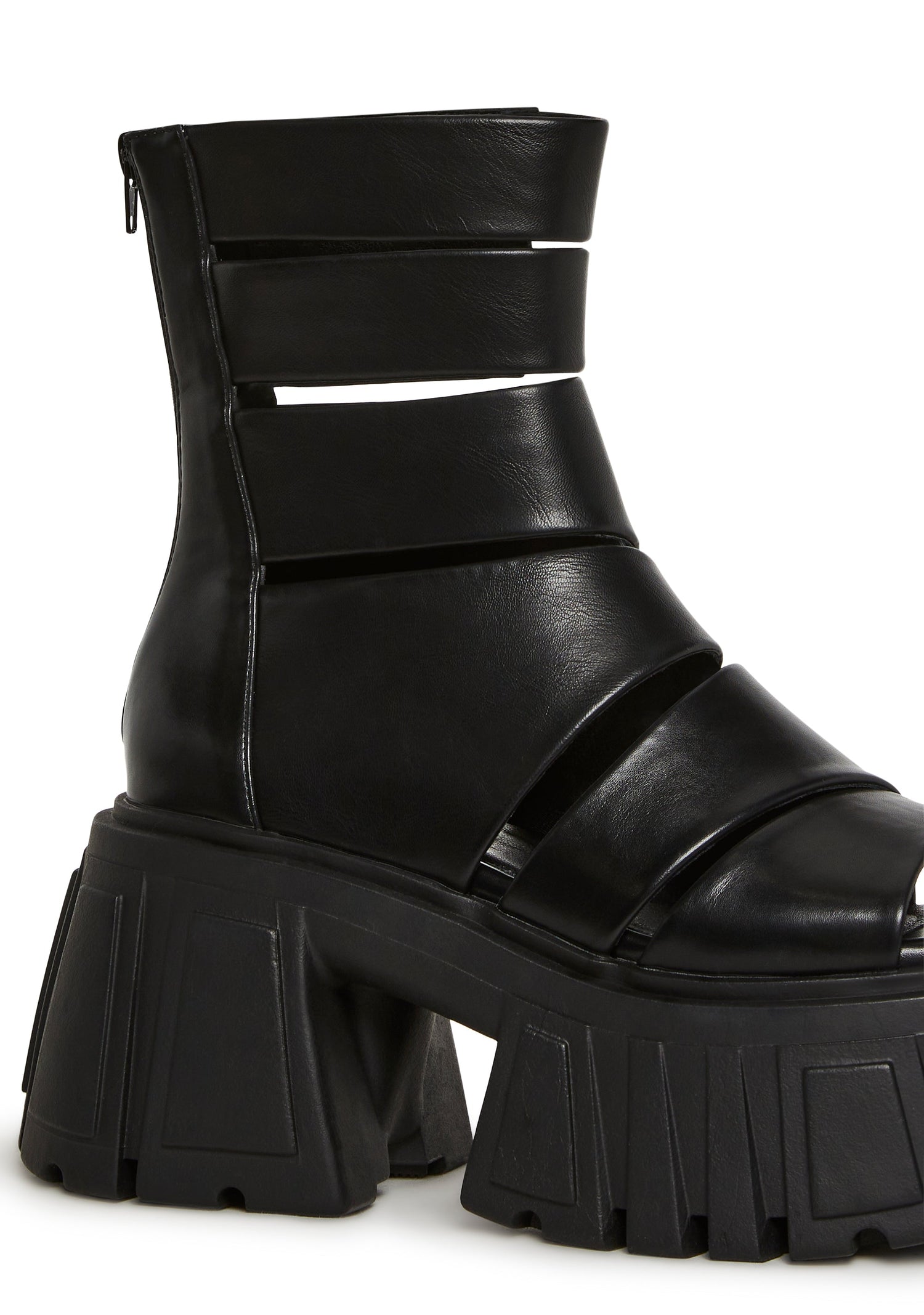 Outro Wrap Sandal