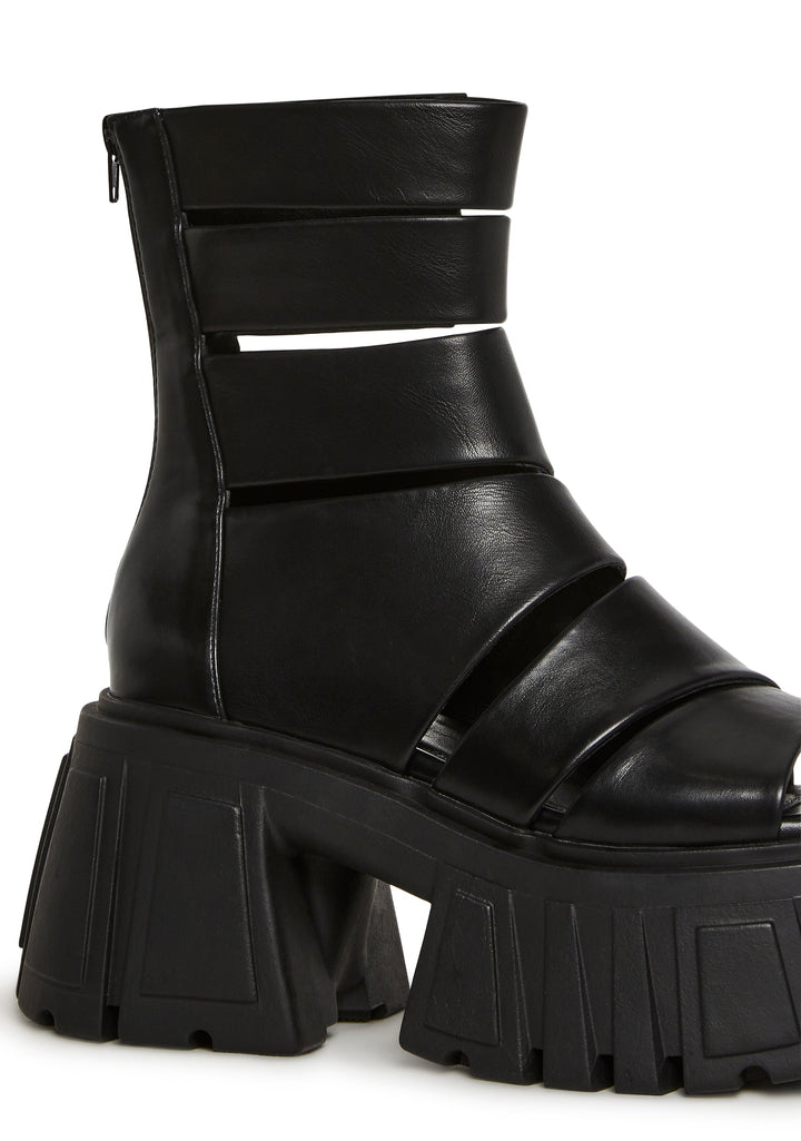 Outro Wrap Sandal