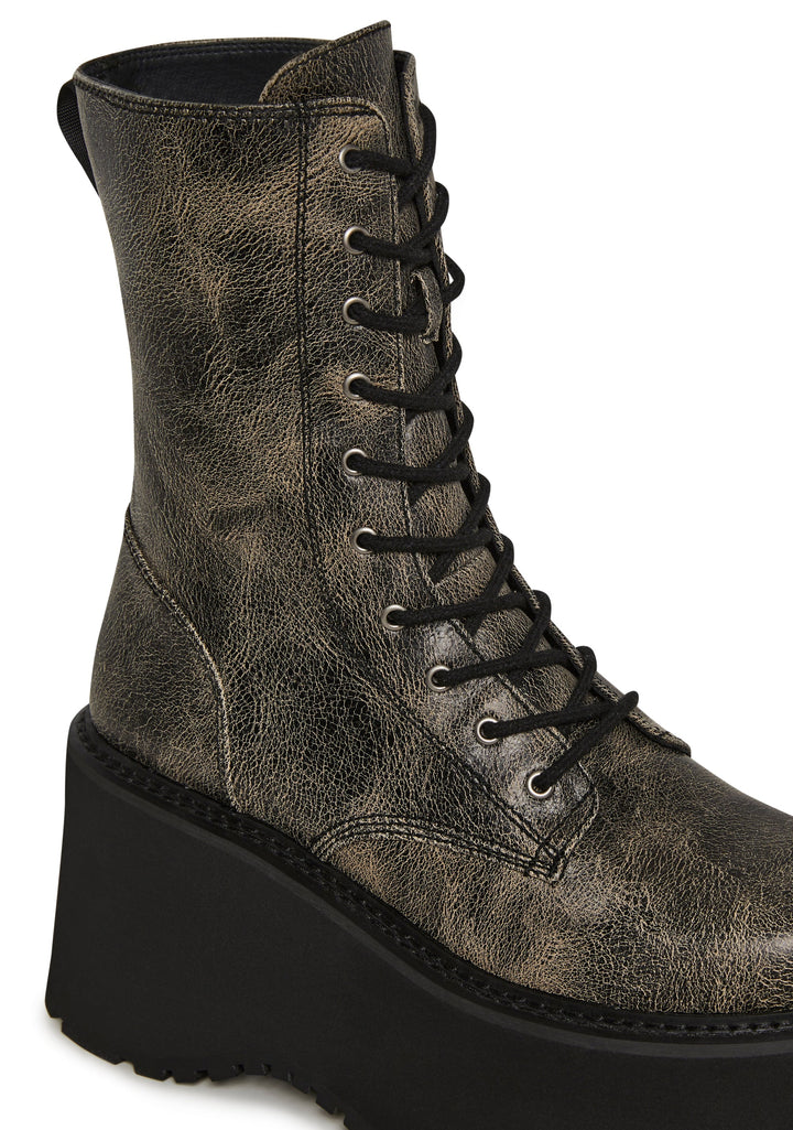 Grunge At Heart Combat Boots - Crackle