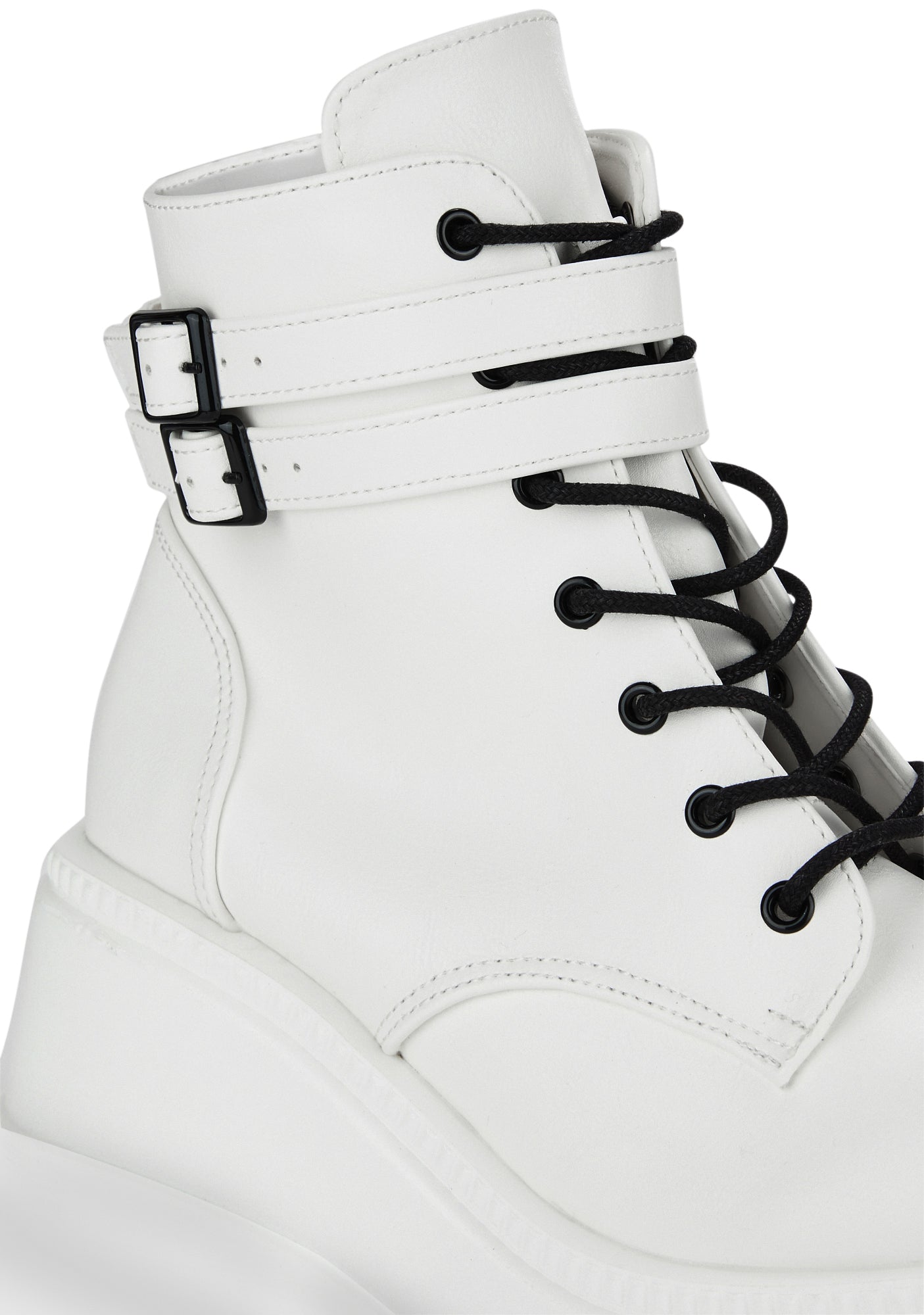 Shaker-52 Platform Ankle Boots